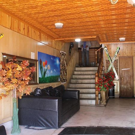 Fluorescence Hotel And Restaurant Gulmarg Bagian luar foto