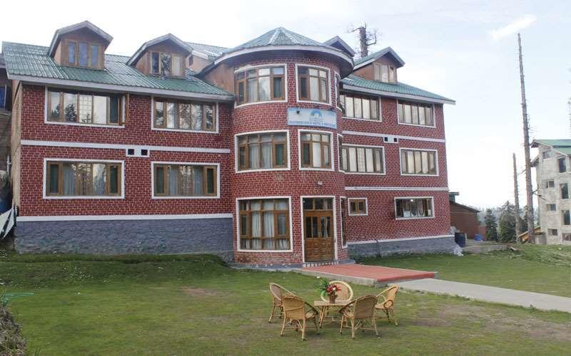 Fluorescence Hotel And Restaurant Gulmarg Bagian luar foto